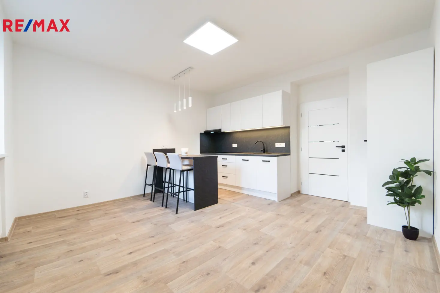 Byt 3+kk, Příbram – nám. 17. listopadu, Příbram VII, 61 m², prodáno za 18 dní